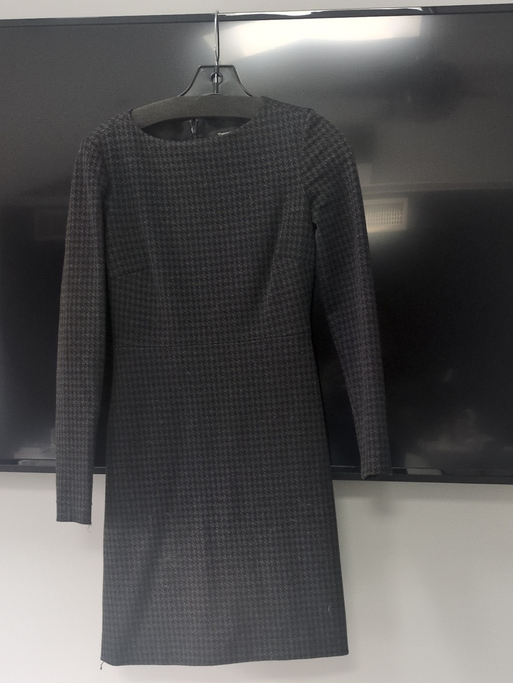 Theory Black Houndstooth Long Sleeve Shift Dress